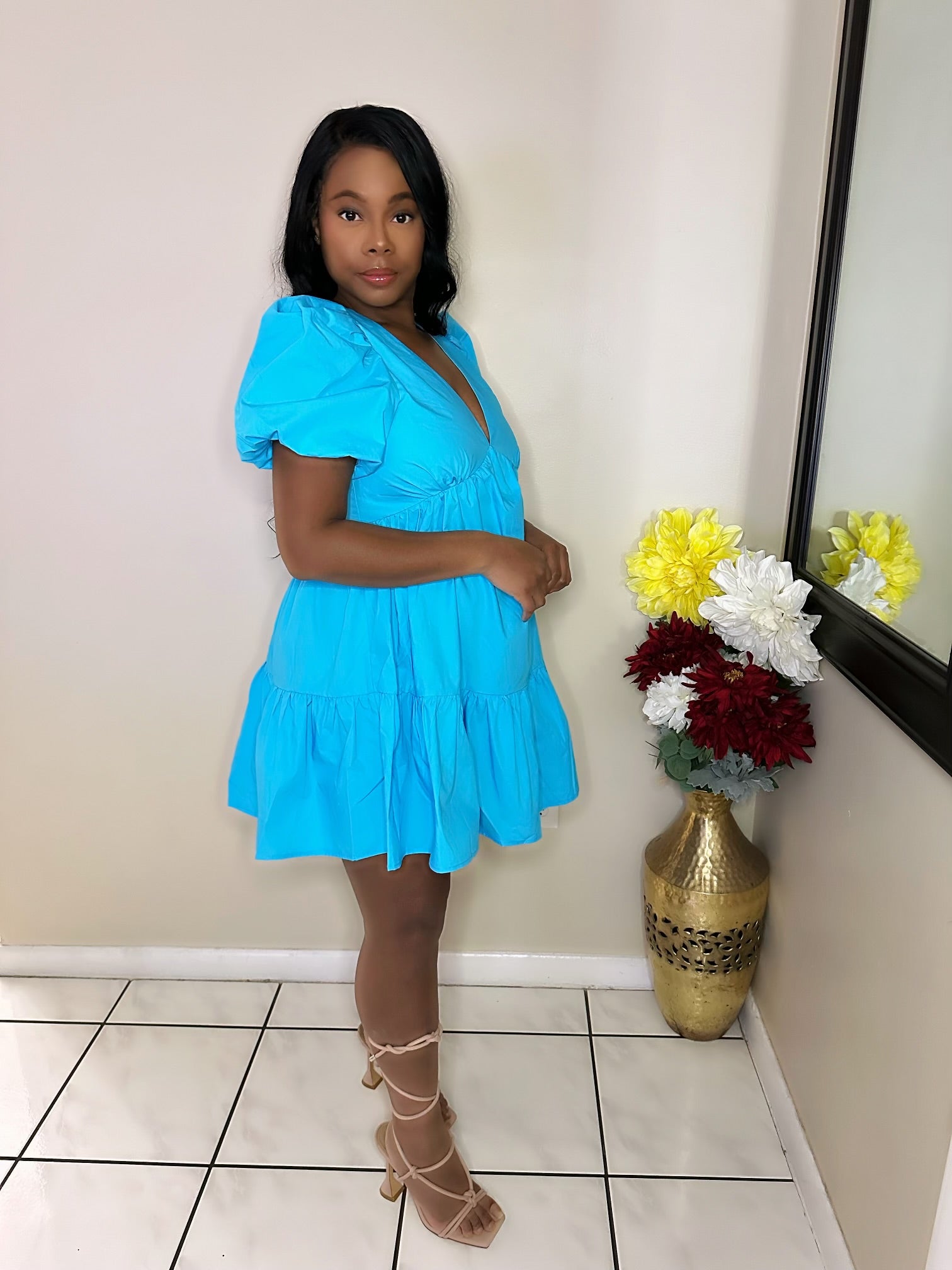 Lightweight tropical dress for parties, brunch, and rooftop nights