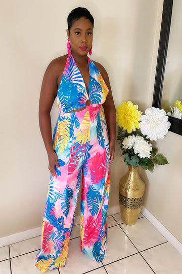 Reminiscent Jumpsuit – trendy women’s one-piece outfit in urban chic style