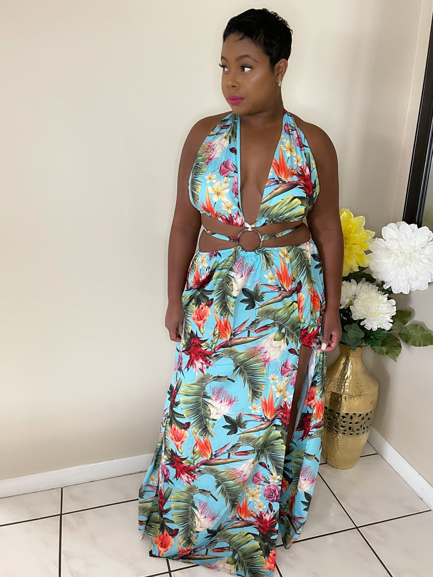 Chic maxi dress perfect for vacations, brunch, and nightlife