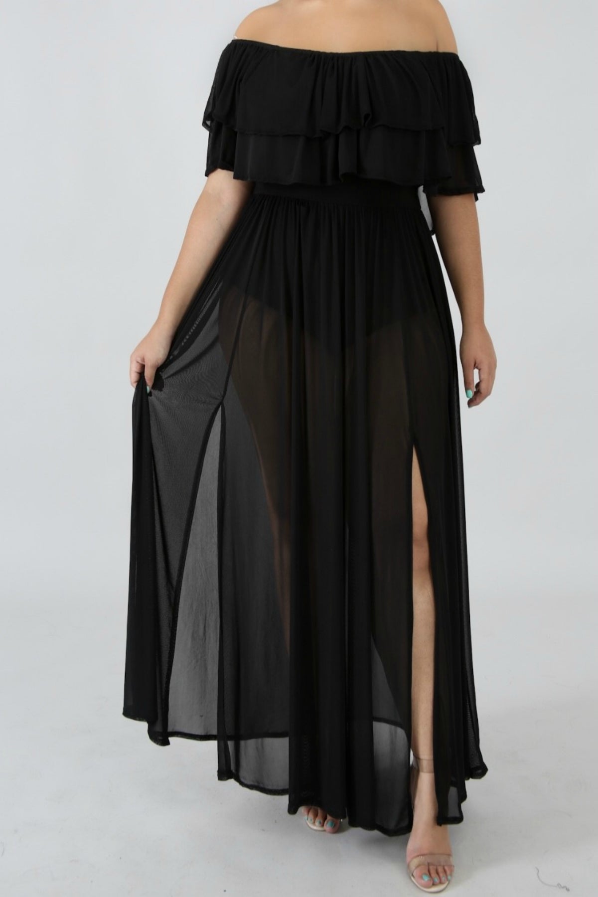 Maxi dress with slit