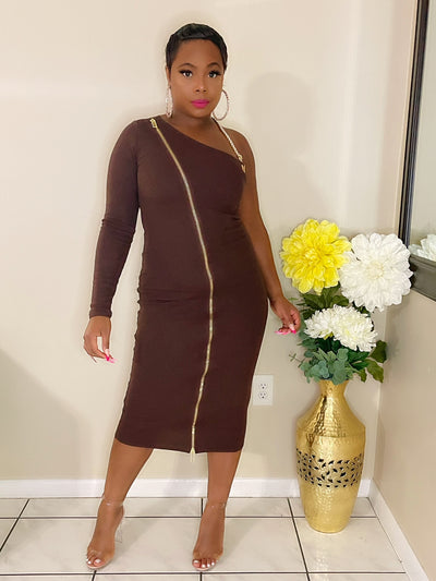 How to wear a midi dress