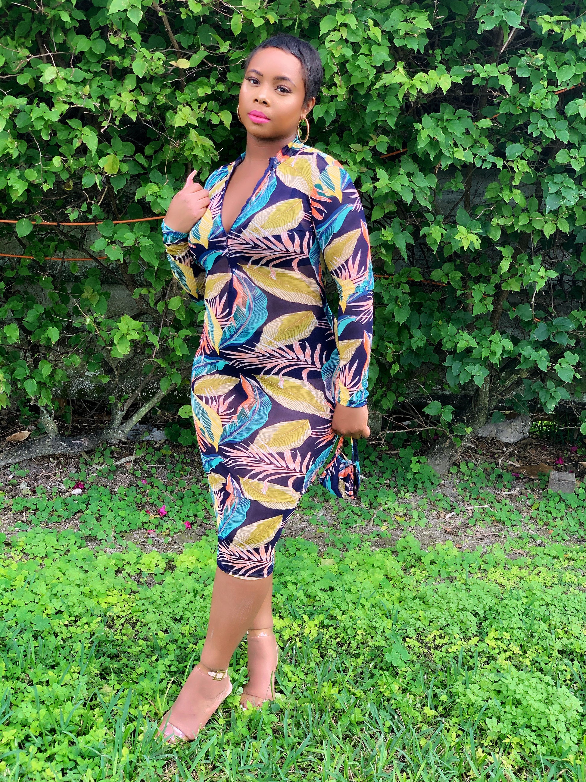 How to wear a midi dress