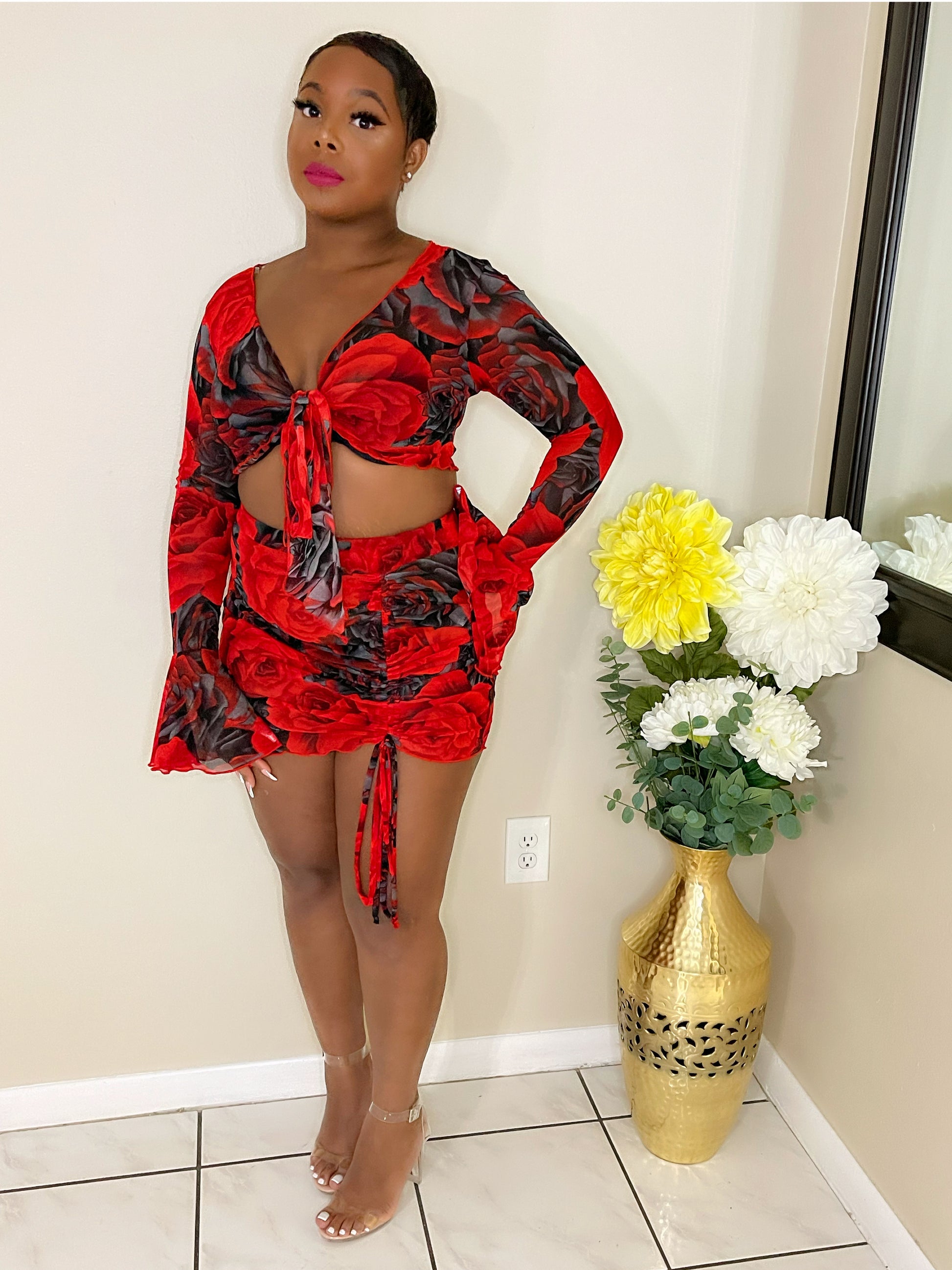 How to wear a skirt set
